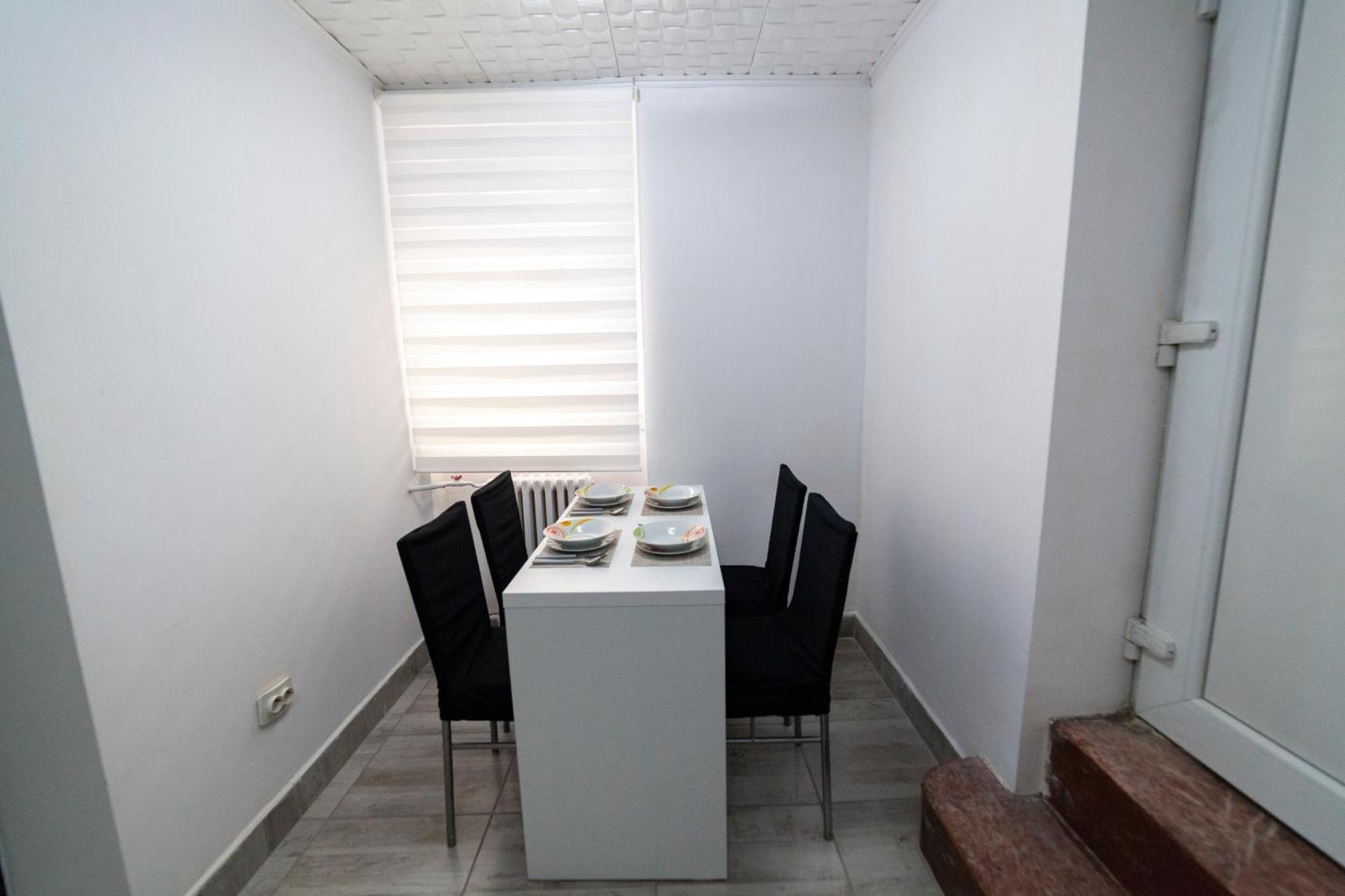 Arad City Center Comfortable Apartment Buitenkant foto
